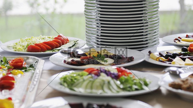 粮油过期了还能吃吗？揭秘过期食品的真相**
