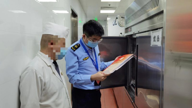 揭秘休闲食品批发：厂家直销背后的价格真相